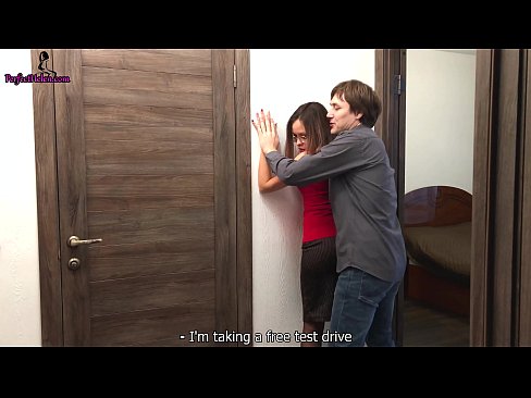 ❤️ Sexy Realtor သည် သူမ၏ တိုက်ခန်းကို ရောင်းနေစဉ် သူမ၏ ဖင်ပေါက်များကို ကာမစိတ်ဖြင့် လှုပ်ယမ်းနေသည် - Krempai ❤ Porno ကျွန်ုပ်တို့တွင် my.centr-klassiki.ru% ﹏